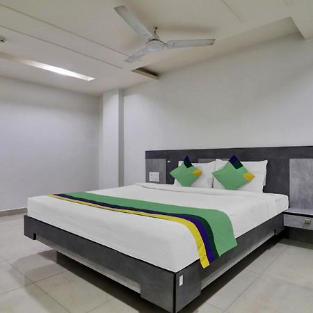 Hotel Vjr Residency By Hotelscart Hyderabad Exteriör bild